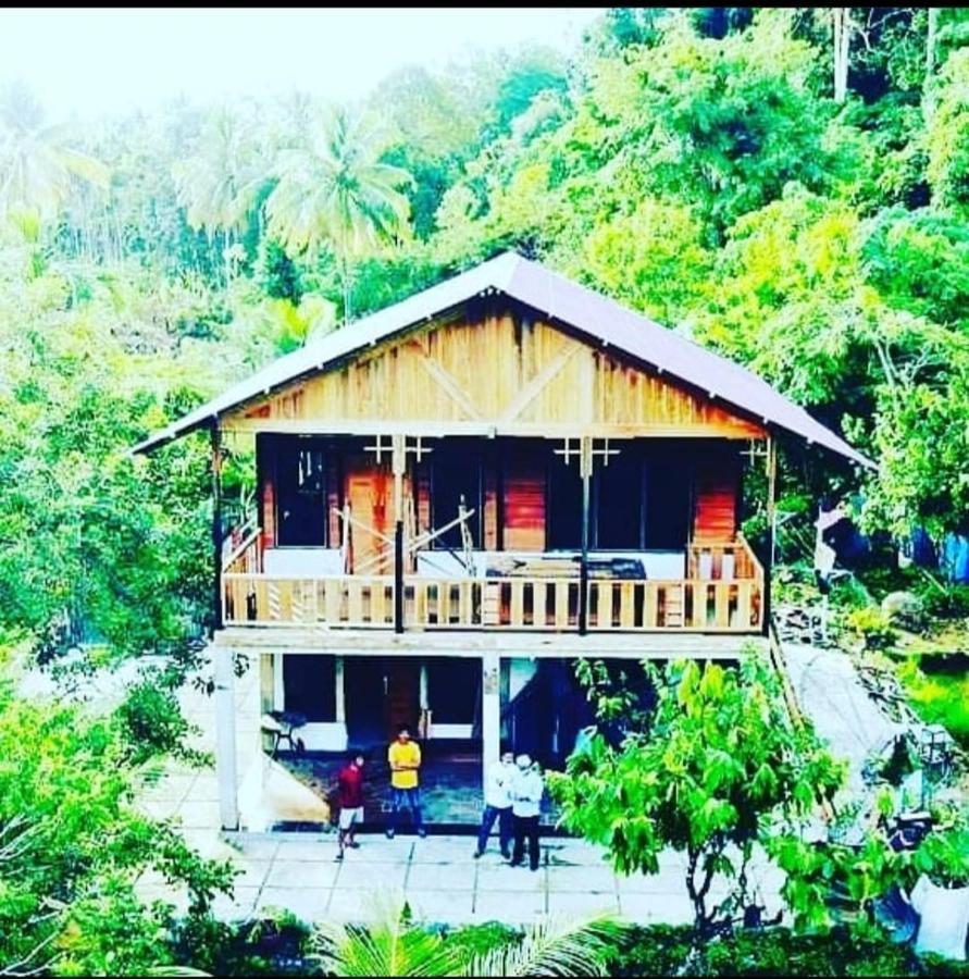 Appartement Air Manis Secret Surfcamp à Taluk Batung Extérieur photo