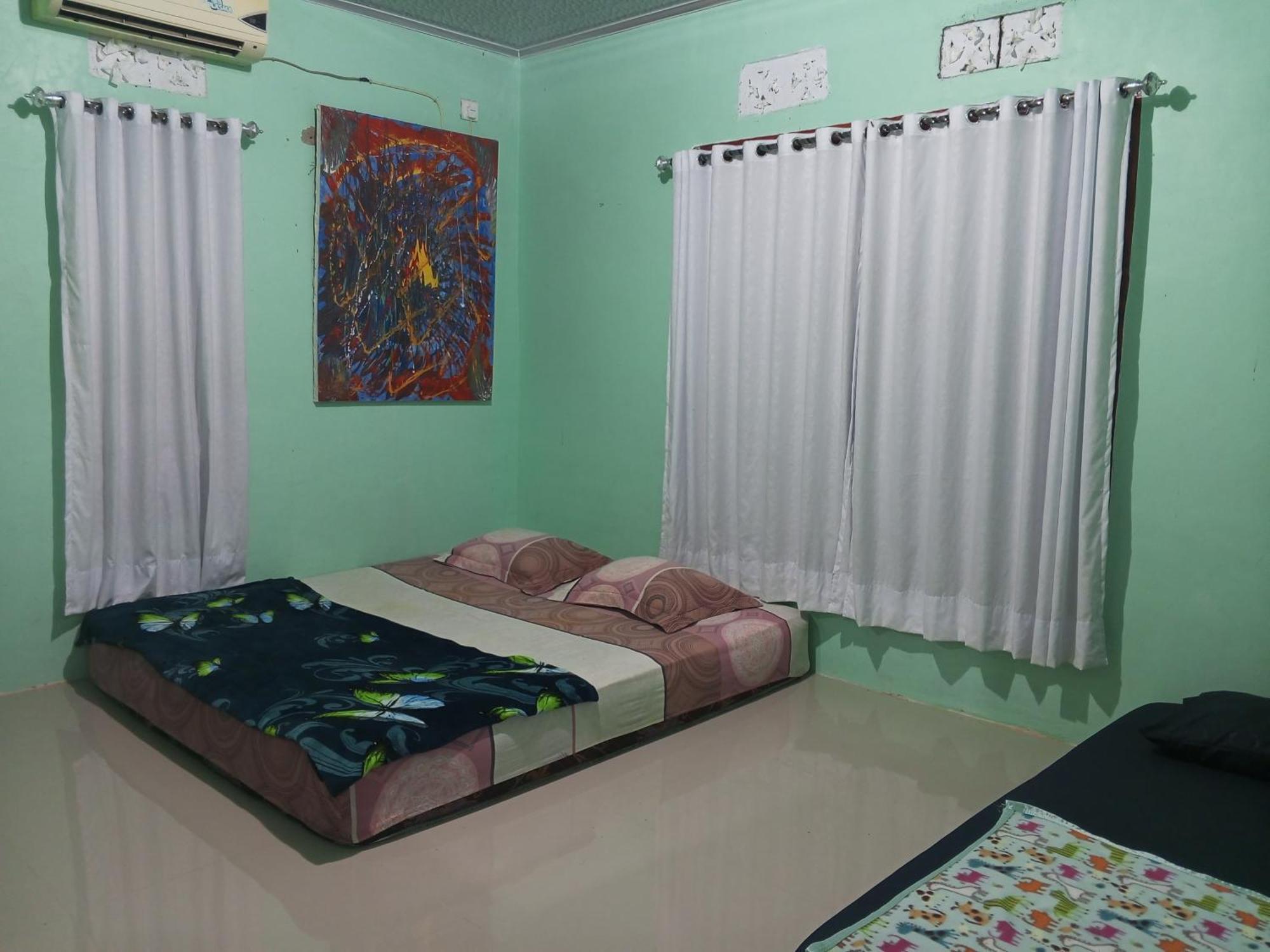 Appartement Air Manis Secret Surfcamp à Taluk Batung Extérieur photo