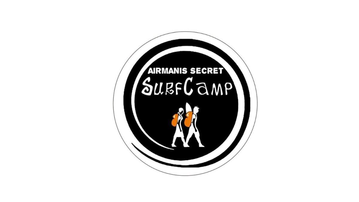 Appartement Air Manis Secret Surfcamp à Taluk Batung Extérieur photo