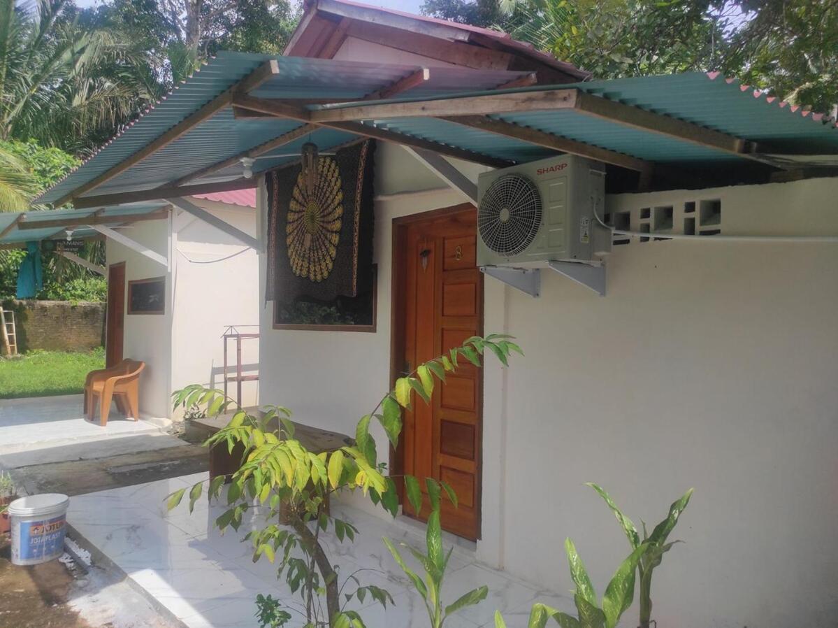 Appartement Air Manis Secret Surfcamp à Taluk Batung Extérieur photo